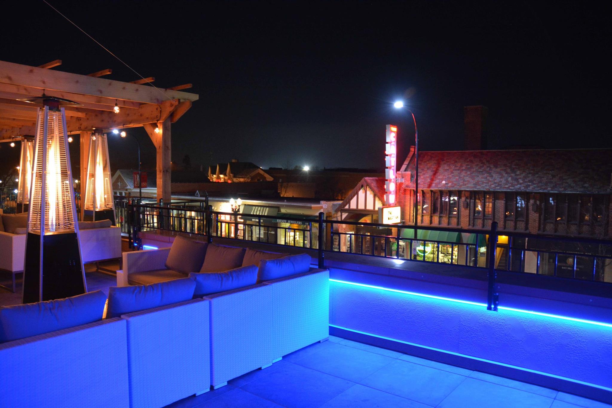 Shakou Barrington designed by Bleck & Bleck Architects.