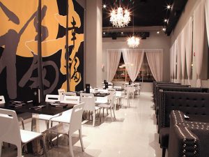 Shakou main dining room at the Libertyville location.
