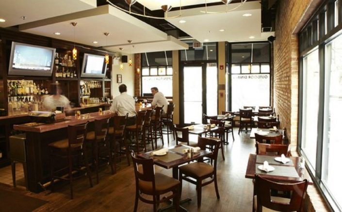 545 North Bar & Grill, front dining room and bar.