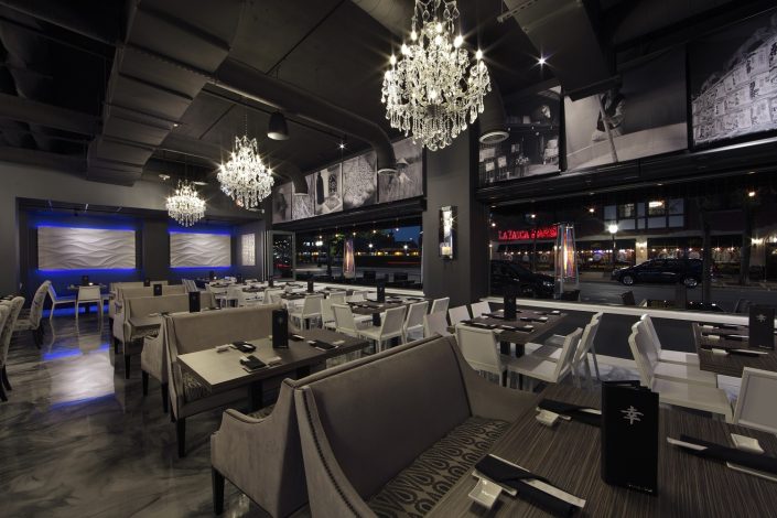 Shakou – Arlington Heights Shakou Arlington Heights - dining room booths overlooking the outdoor patio.