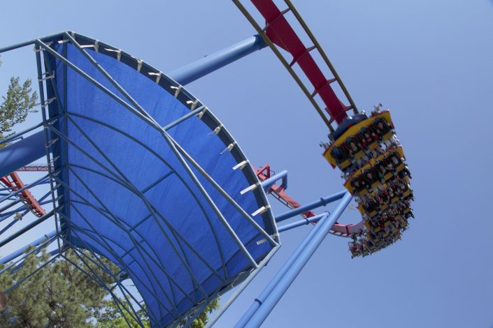 Six Flags Great America – Superman Six Flags Great America - Superman queueing